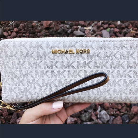 Gaby’sBags💕👜Michael Kors Wallet - Picture 2 of 7